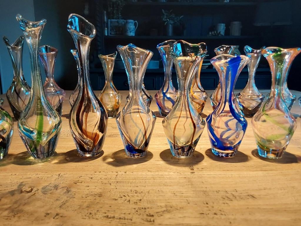 Complete Verzameling Vaasje Max Verboeket  Maastricht., Antiquités & Art, Antiquités | Verre & Cristal, Enlèvement ou Envoi