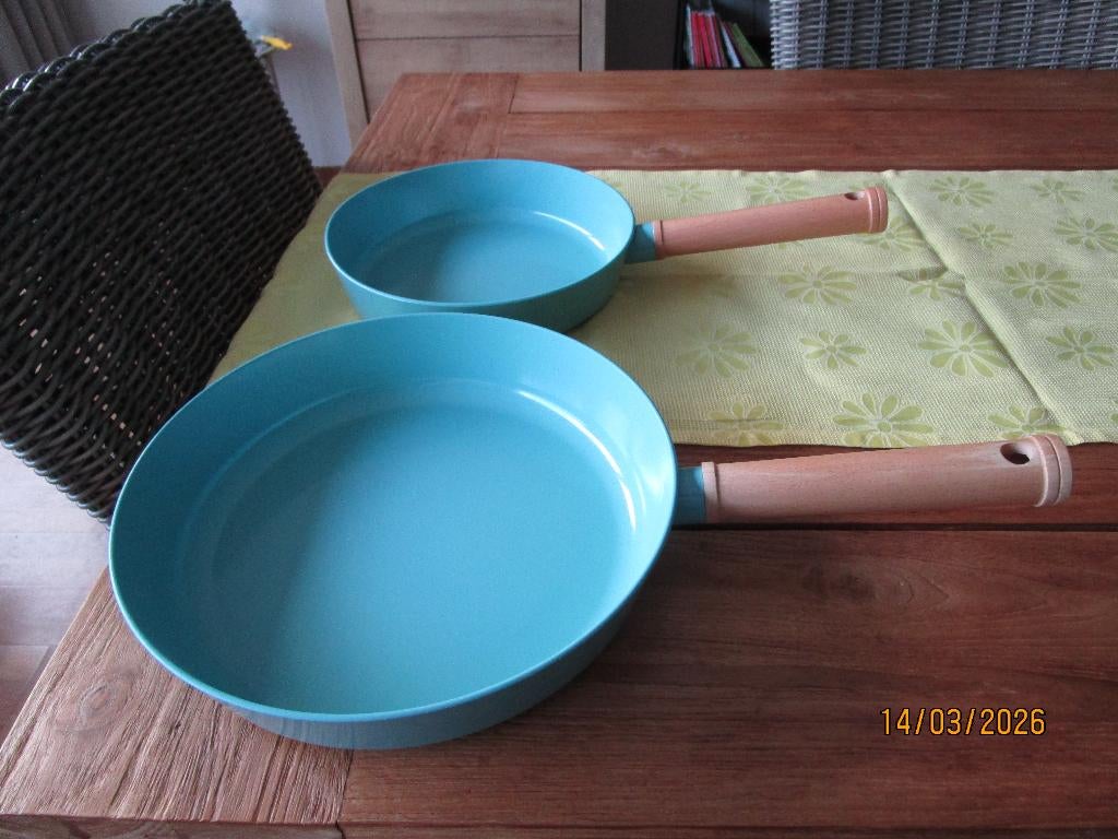 pannenset, Ophalen, Zo goed als nieuw, Pannenset