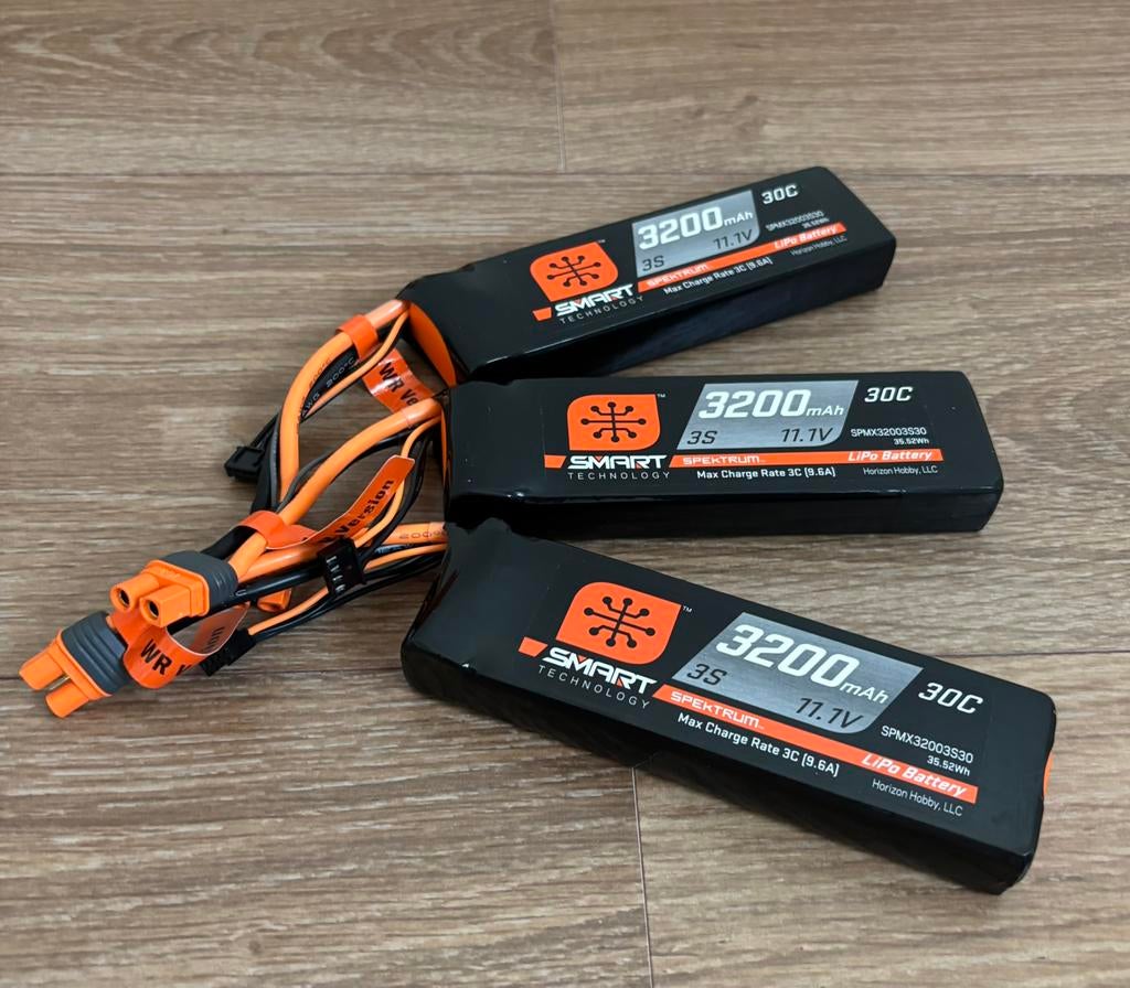 Spektrum 11.1V 3200mAh Accu’s ( 3 stuks ), Hobby en Vrije tijd, Ophalen of Verzenden, Zo goed als nieuw