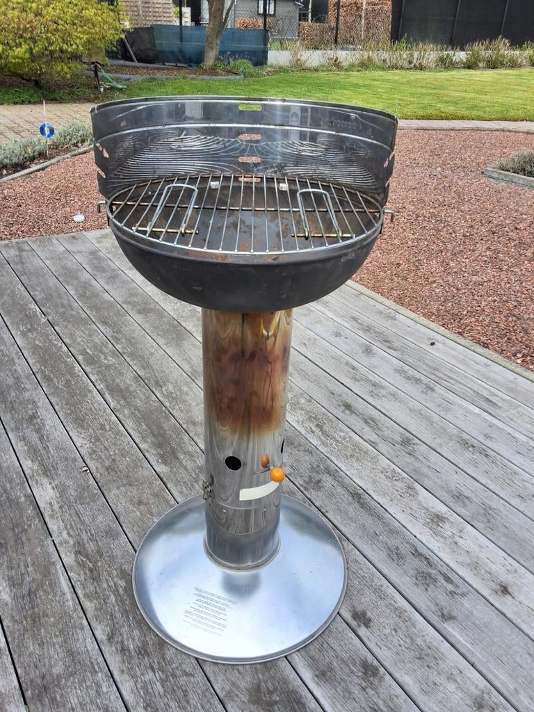 Barbecue met luchttoevoer ( houtskool), Ophalen