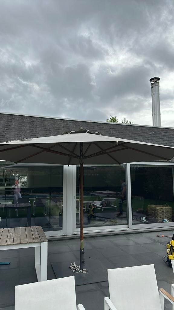 Parasol Borek taupe 4m, Tuin en Terras, Ophalen, Gebruikt, Verstelbaar, Stokparasol