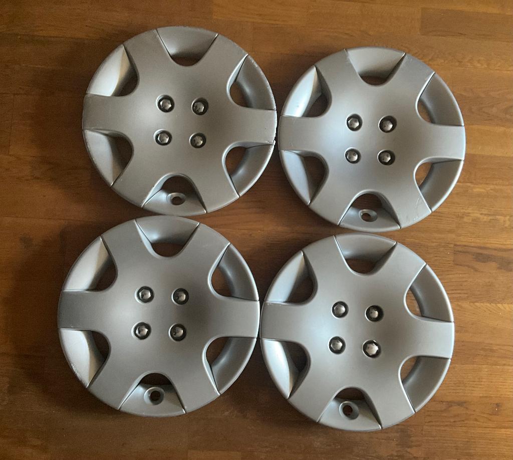 4x enjoliveurs 15 pouces origine Peugeot Citroën., Autos : Divers, Enjoliveurs, Enlèvement ou Envoi, Utilisé