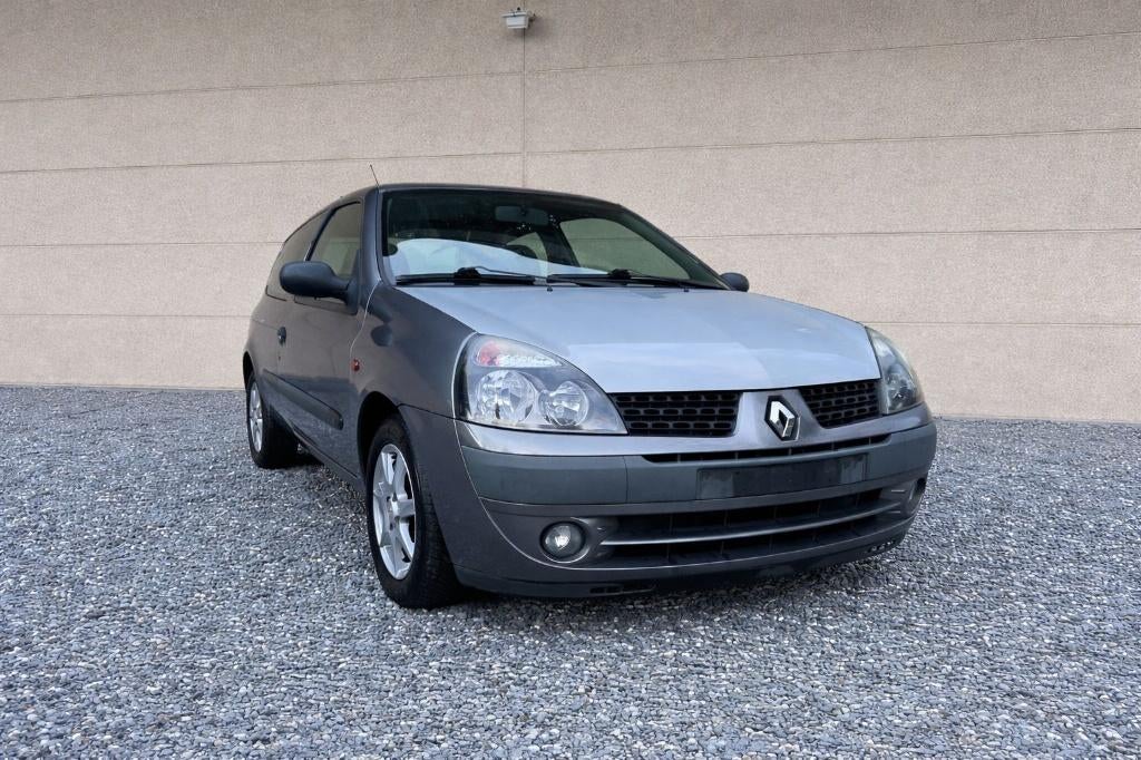 Renault Clio 1.2 16v, Auto's, Renault, Voorwielaandrijving, Stof, 139 g/km, 4 cilinders