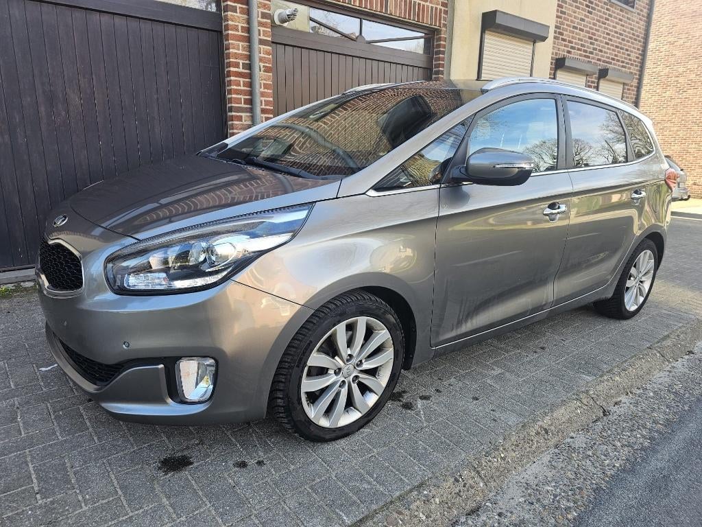 Kia Carens 1.6i Benzine 7-Plaats(Bouw2017/188.000km), Autos, Kia, Argent ou Gris, Achat, Euro 6, Entreprise