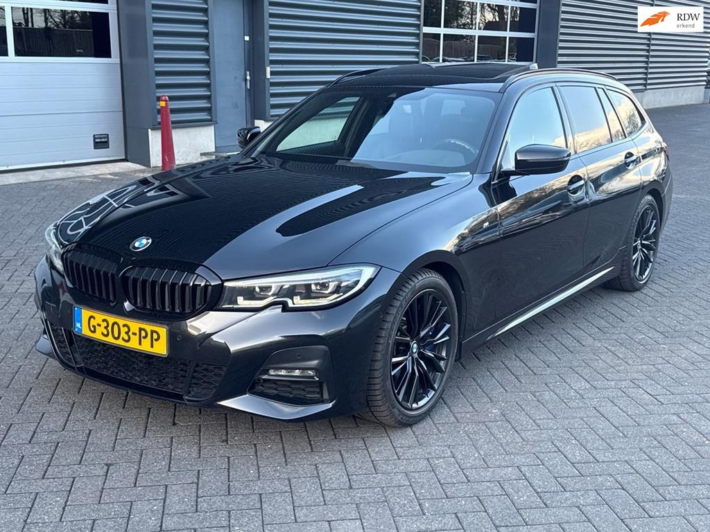 BMW 3-serie Touring 330i High Executive Edition, M-pakket, h, Auto's, BMW, Automaat, Achterwielaandrijving, 4 cilinders, Zwart