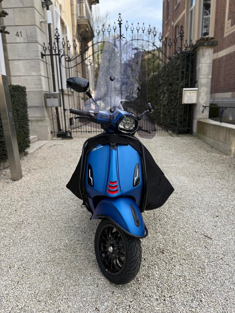 Vespa Sprint 2021 Iget, Fietsen en Brommers, Scooters | Vespa, Zo goed als nieuw, Ophalen