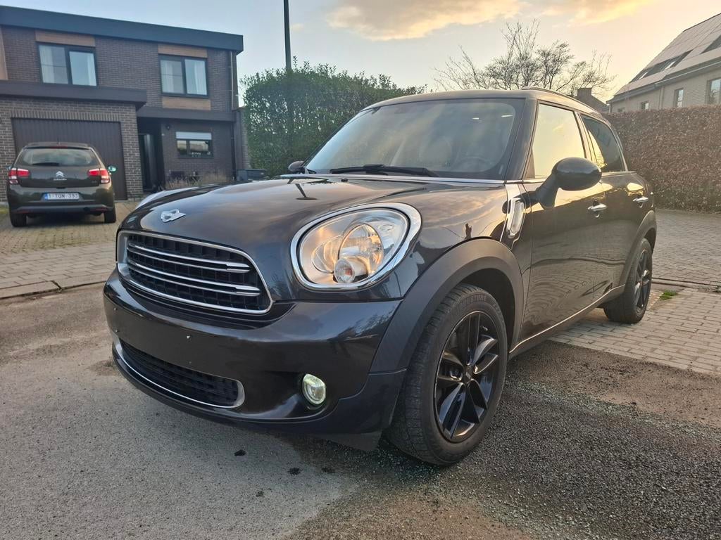 Mini One D Countryman (Euro 6b), Voorwielaandrijving, Countryman, Bruin, 1600 cc