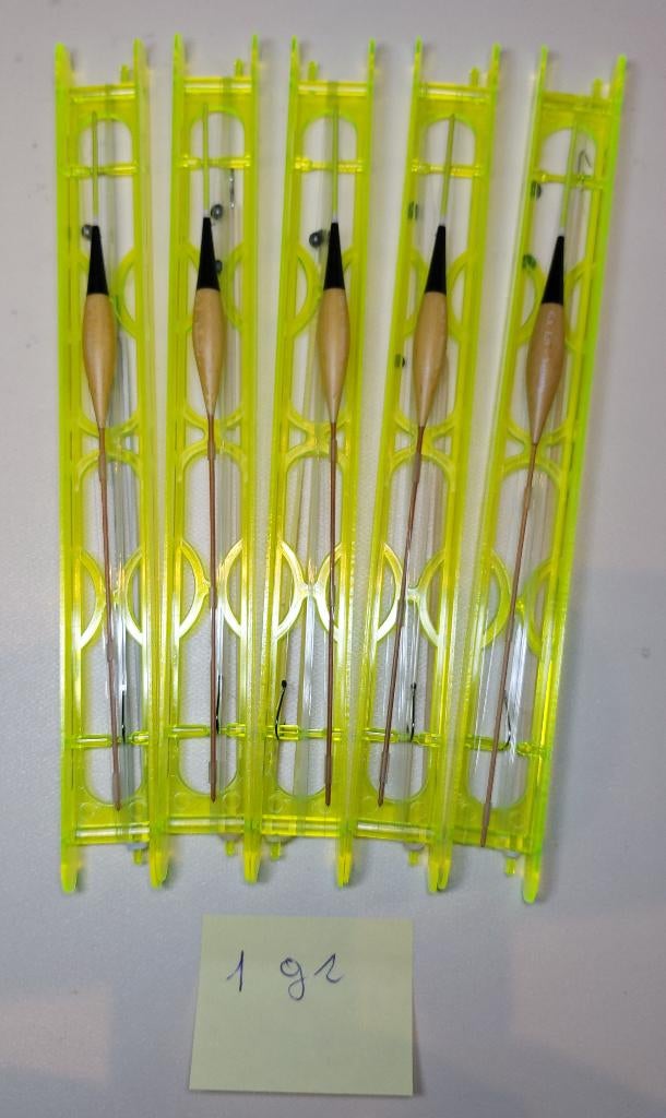 Hengelsport 5 zelfgemaakte vislijntjes set 77, Ophalen of Verzenden, Nieuw, Vaste hengel