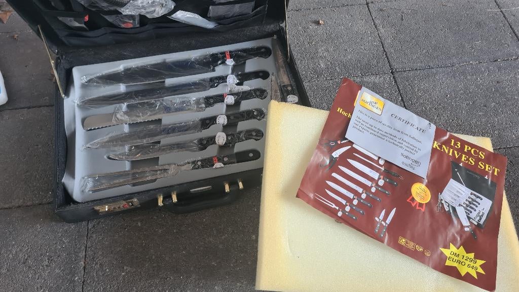 Messenset in koffer, Huis en Inrichting, Keuken | Bestek, Ophalen, Nieuw, Overige materialen, Los bestek