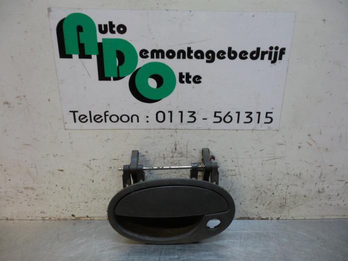 Poignée portière 4portes avant gauche d'un Opel Meriva (Me, Autos : Pièces & Accessoires, Carrosserie & Tôlerie, Opel, Utilisé