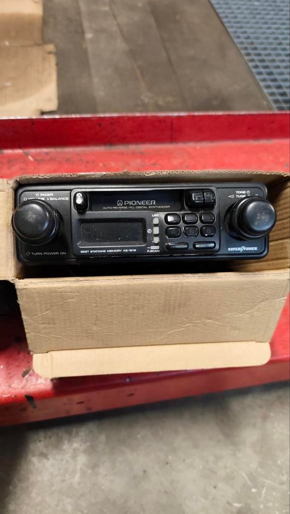 Autoradio Pioneer Vintage, Enlèvement