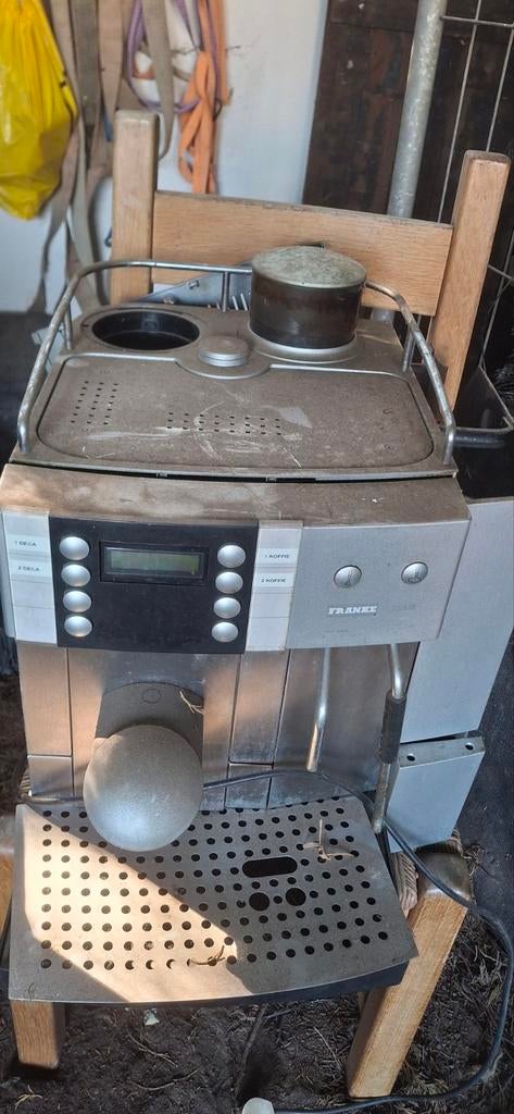 Machine à café pour pièces, Electroménager, Enlèvement, Cafetière