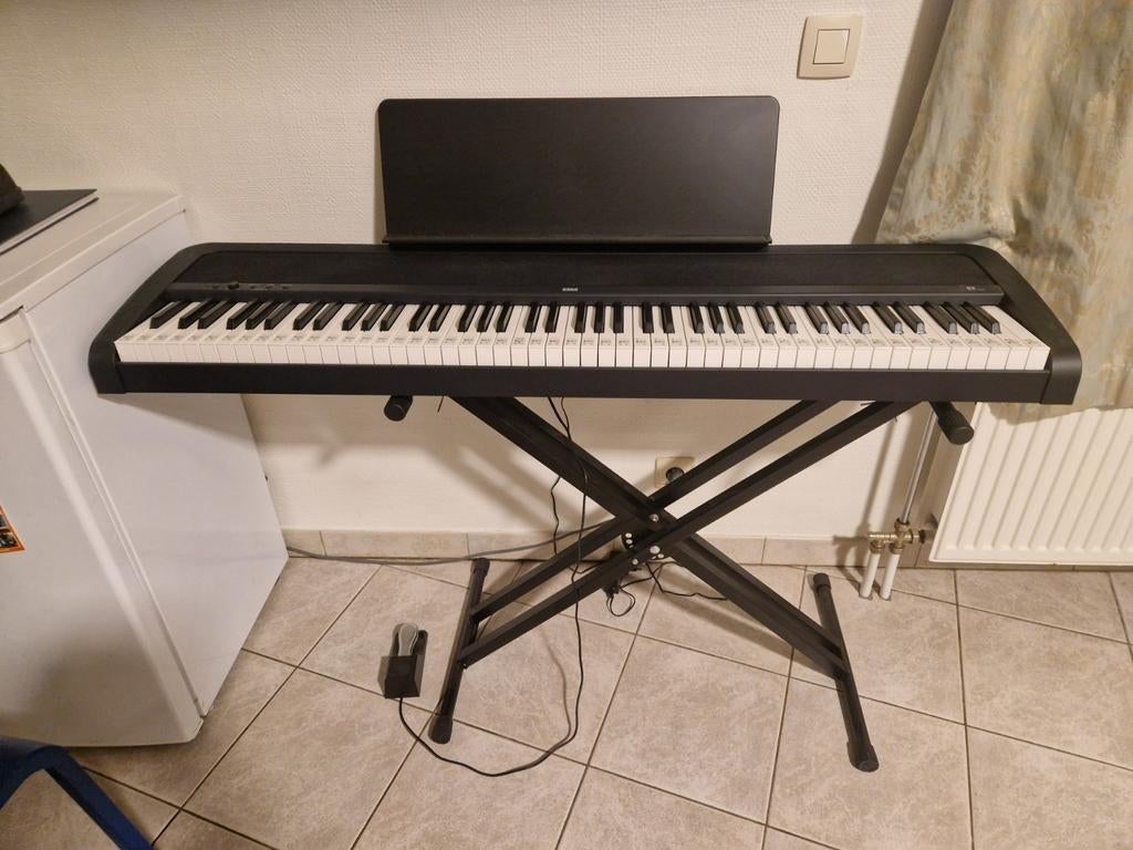 Digitale piano Korg B2 + staander, Muziek en Instrumenten, Piano's, Ophalen, Piano