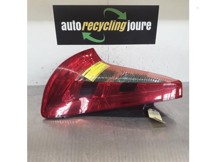 Feu arrière droit d'un Citroen C4, -, 3 mois de garantie, Utilisé, -