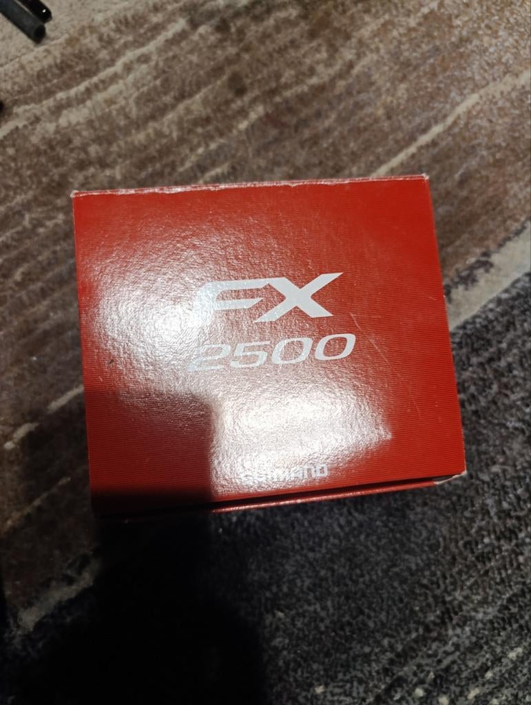 Moulin Shimano Fx 2500, Enlèvement, Comme neuf, Moulinet