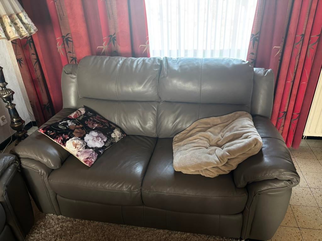 Grijze zetel set, 6 zitplaatsen., Ophalen, Zo goed als nieuw