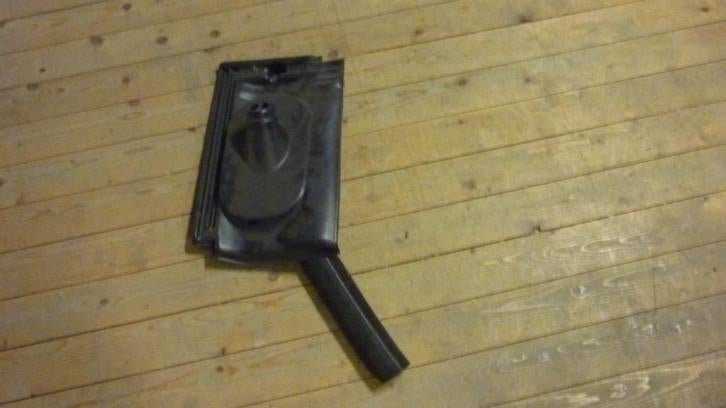 689. Ventilatiepan / dakdoorvoerpan / ventilatie / dakpan, Enlèvement ou Envoi, Comme neuf