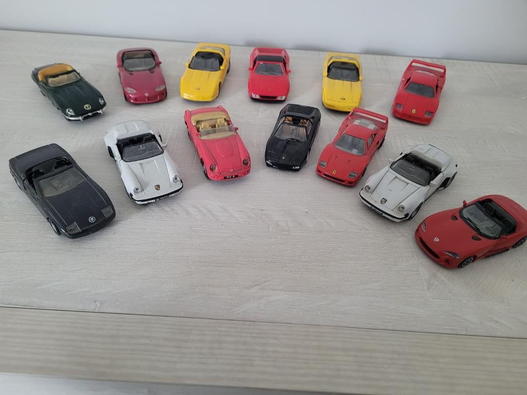 Autos miniatures, Enlèvement