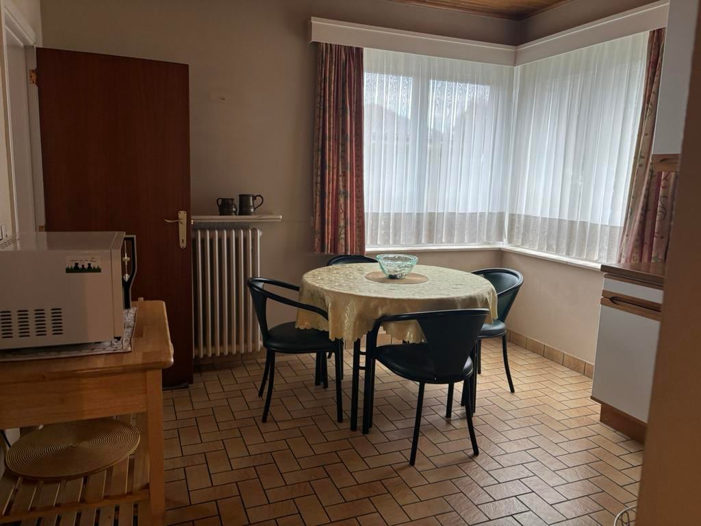 Gemeubeld app te huur in dilbeek, Immo, 100 m², 2 kamers, Hoekwoning, Provincie Vlaams-Brabant