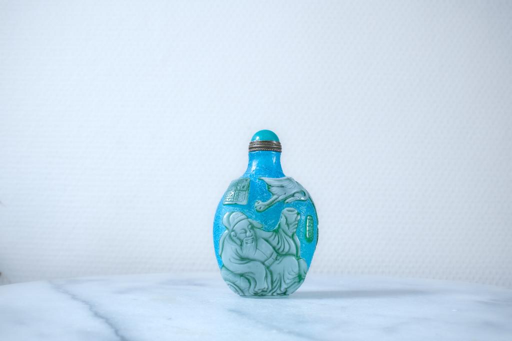 Blue Peking Glass Snuff Flask, Blauw Snuff Flesje, Antiek en Kunst, Ophalen of Verzenden
