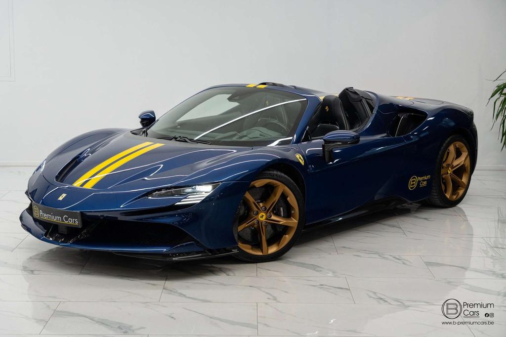 Ferrari SF90 Spider 4.0 V8 F1! PHEV! 10x Carbon / Mega Spec, Gebruikt, Cabriolet, Blauw, Alcantara