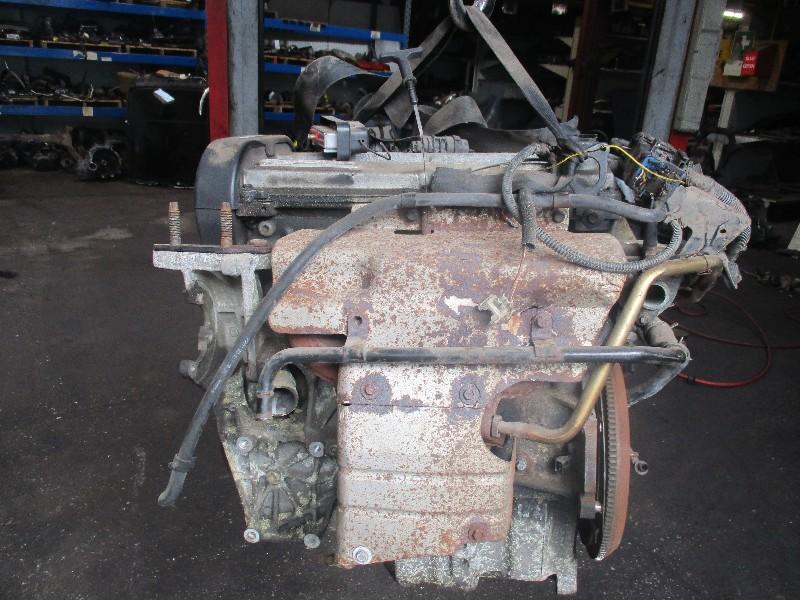MOTOR Ford Mondeo I (01-1993/08-1996) (motorcode--l1f), Auto-onderdelen, Motor en Toebehoren, Ford, Gebruikt