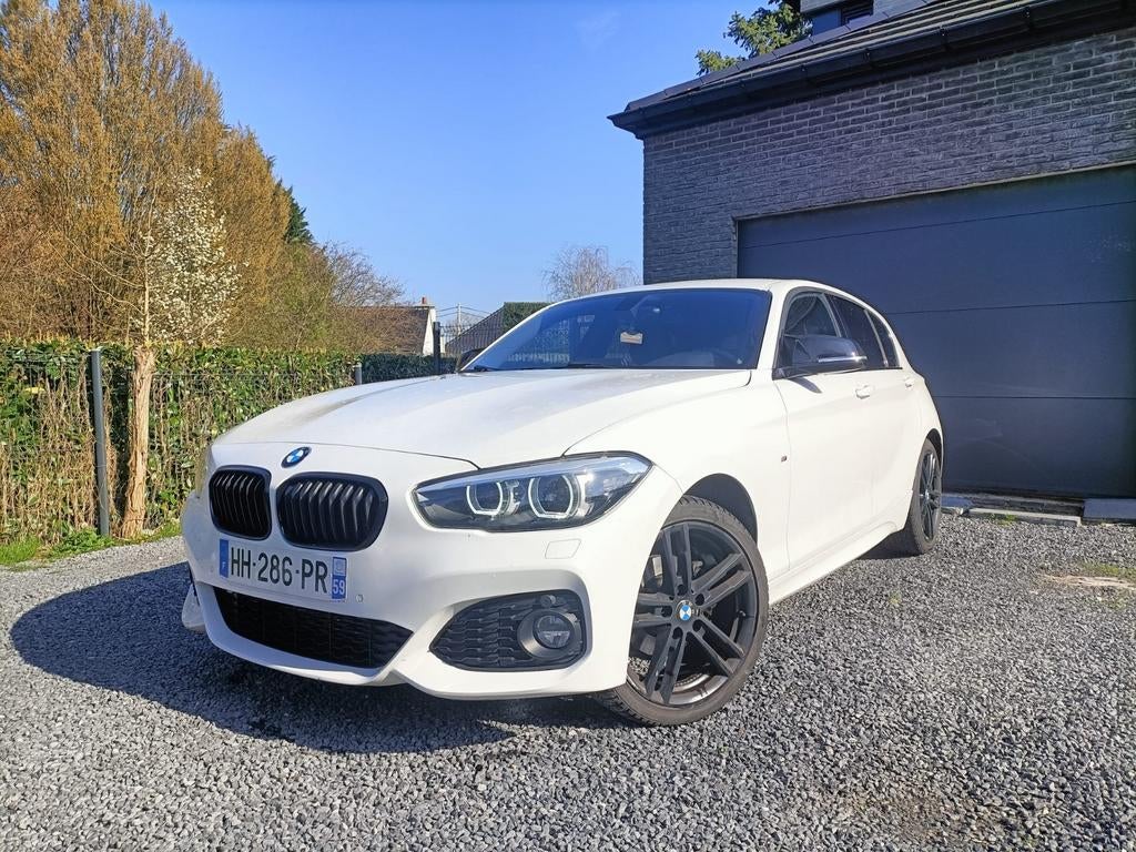 BMW 118i pakket M Euro6, Auto's, BMW, Automaat, Leder, 5 zetels, 5 deurs