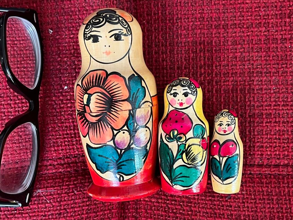 Vintage retro 3-delige Matroesjka, Verzamelen, Ophalen, Zo goed als nieuw