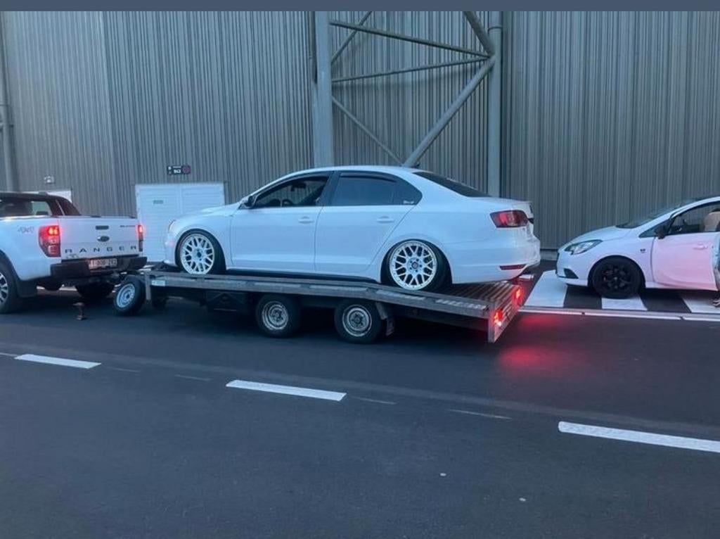 Pour louer une remorque de 2700 kg. 70 euros ; par jour. Pl, Enlèvement ou Envoi