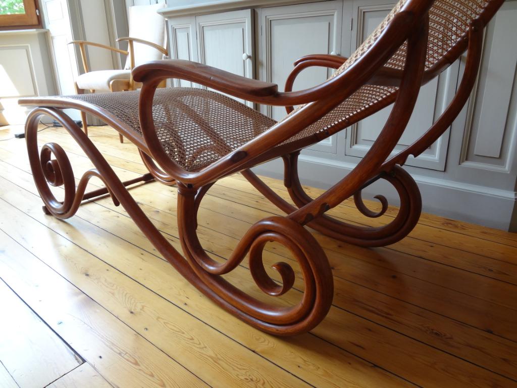 CHAISE LONGUE THONET . DAYBED. SCHLAFSOFA, Antiquités & Art, Enlèvement