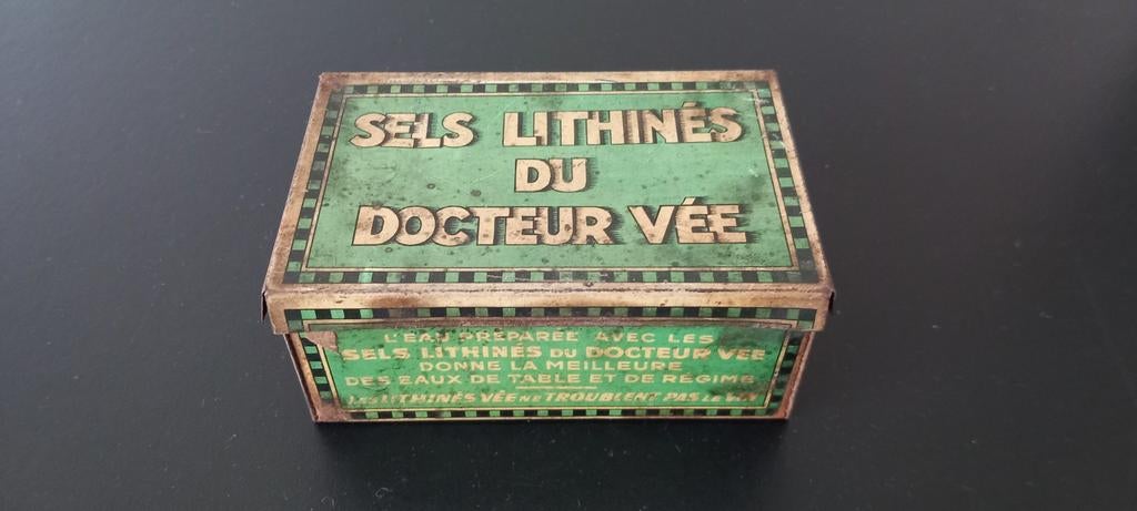 Oude metalen doos Lithine Salts van Doctor Vée, Verzamelen, Blikken, Gebruikt, Ophalen of Verzenden