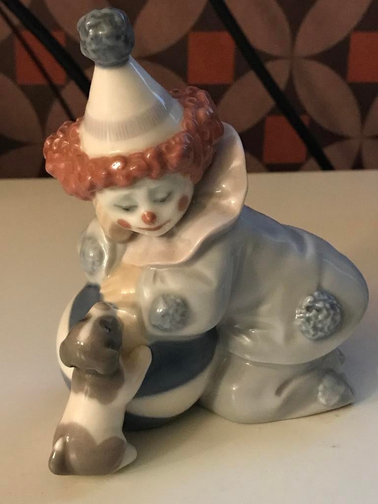 Lladro porseleinen beeldje. Clown met hondje, Verzamelen, Ophalen of Verzenden, Zo goed als nieuw