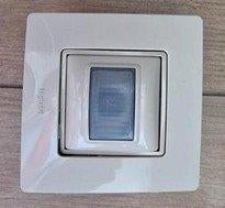 DETECTEUR DE MOUVEMENT LEGRAND NEUF, Doe-het-zelf en Bouw, Elektriciteit en Kabels, Nieuw, Ophalen of Verzenden