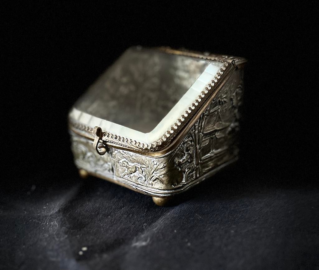 Porte bijou montre laiton Napoleon III scene, Enlèvement ou Envoi