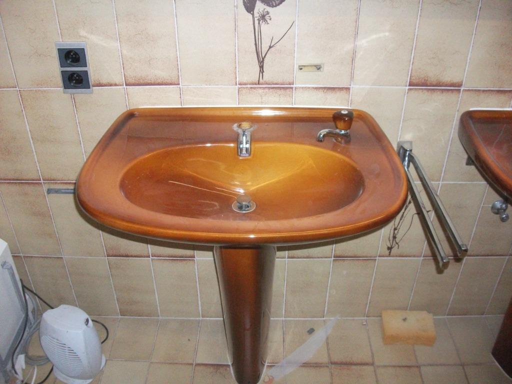 wasbak;lavabo bruin gevlamd met zuil;60x55, Ophalen, Zo goed als nieuw