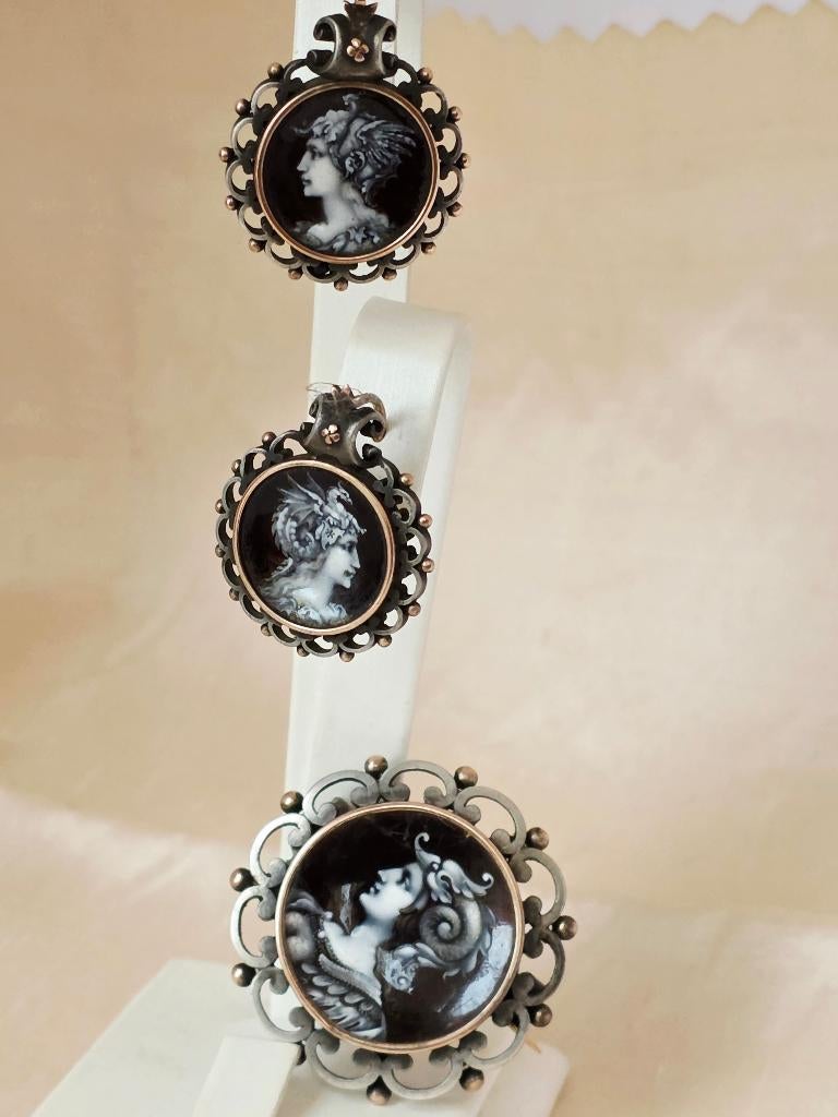 Antieke unieke geëmailleerde set, Napoleon III, Bijoux, Sacs & Beauté, Bijoux anciens, Enlèvement ou Envoi, Or, Autres types