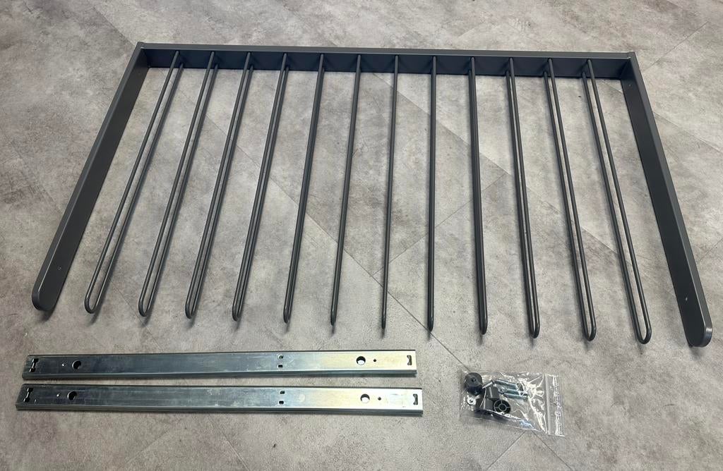 Porte-pantalons pour dressing Ikea, Maison & Meubles, Comme neuf, Enlèvement, 50 à 100 cm, Métal