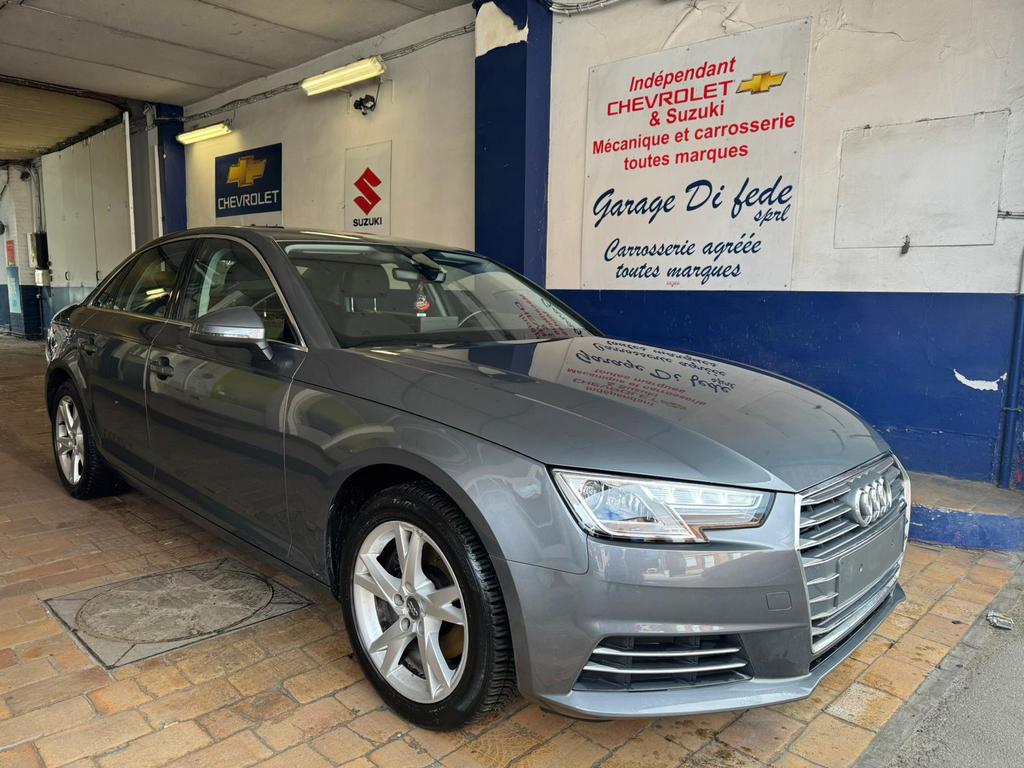 Audi A4 1.4i 150 pk 2018 58.000 kilometer GPS CARPLAY, Auto's, Voorwielaandrijving, Stof, 4 cilinders, Electronic Stability Program (ESP)