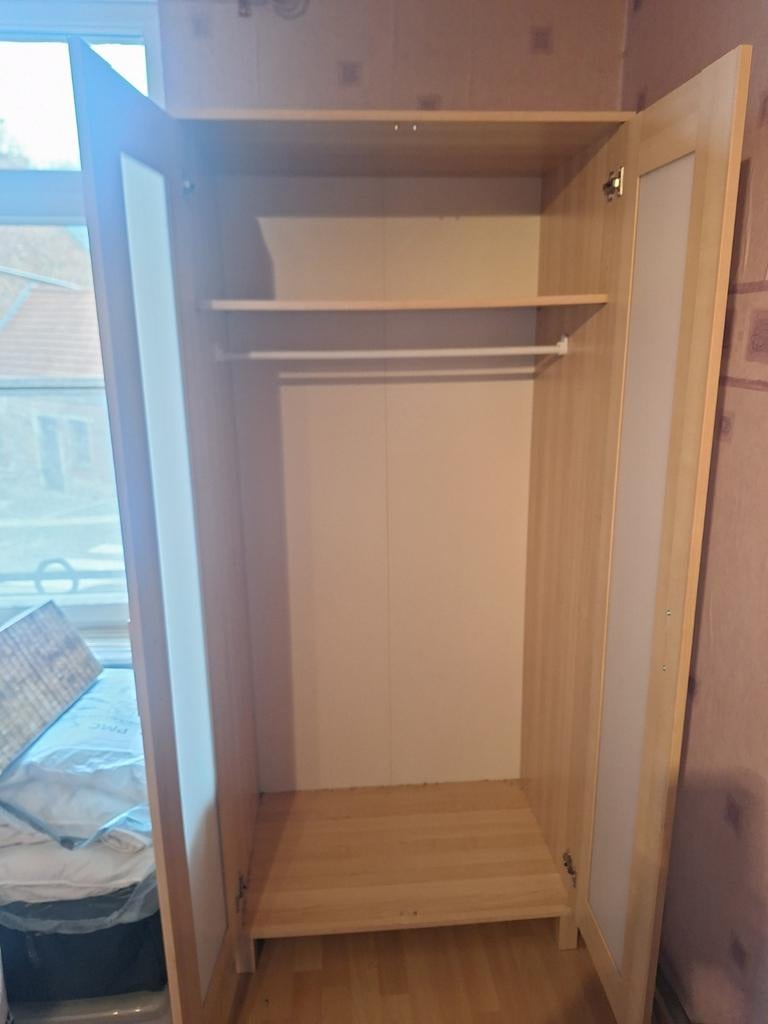 Garde robe, Enlèvement