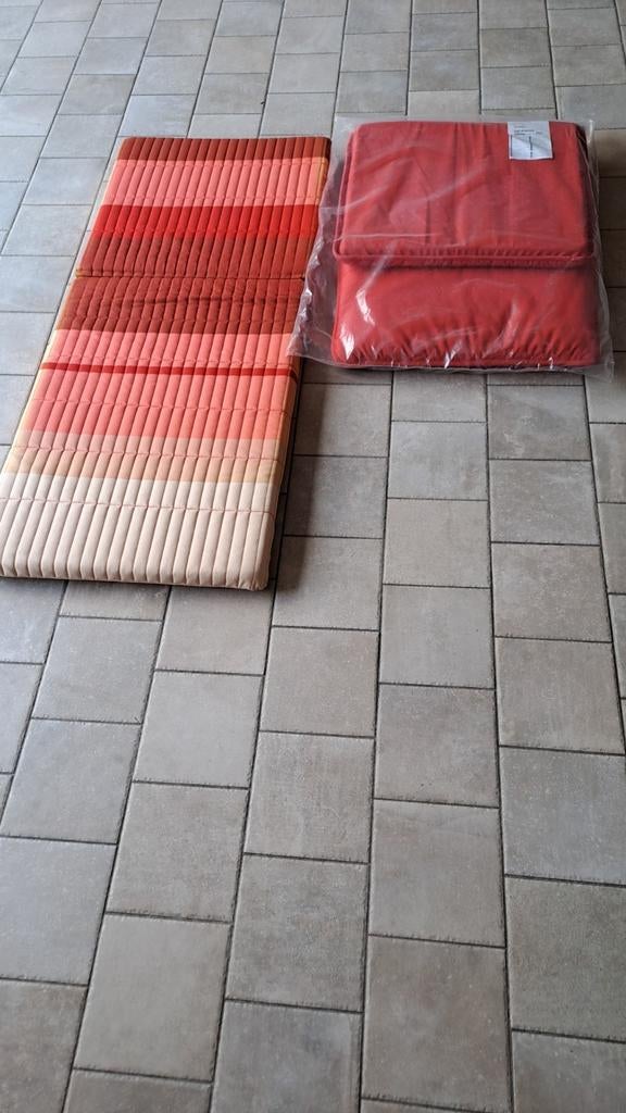 Kussen voor POANG zetel, Huis en Inrichting, Woonaccessoires | Kussens, Nieuw, Rood, Ophalen