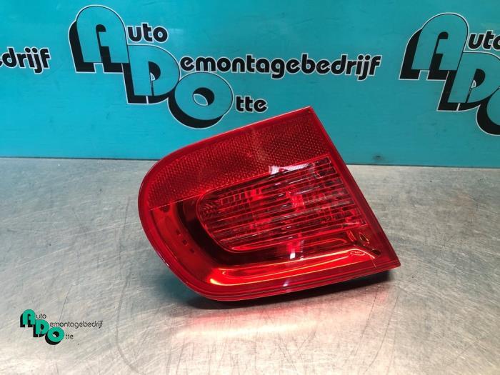 Feu arrière gauche d'un Volkswagen Eos (EOS 06-), Volkswagen, -, 3 mois de garantie, Utilisé