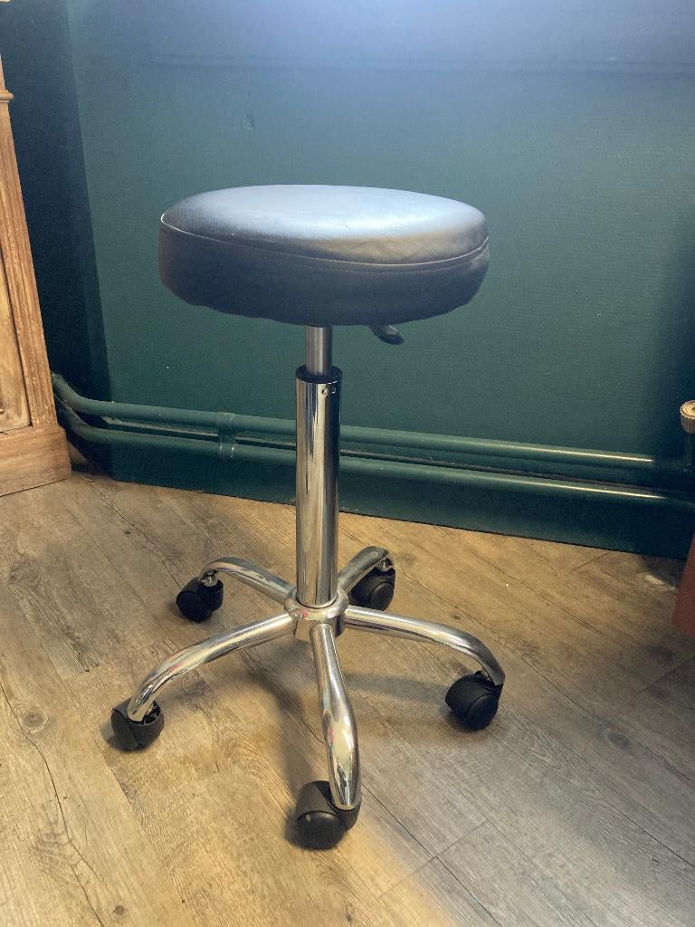 Kruk met wielen, Ophalen, In hoogte verstelbaar