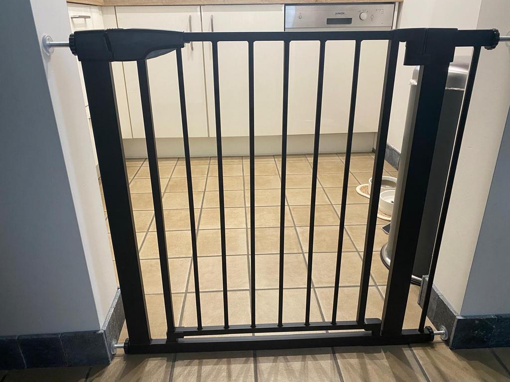 Hondenhek - kinderhekje - veiligheidshekje, Ophalen, Zo goed als nieuw