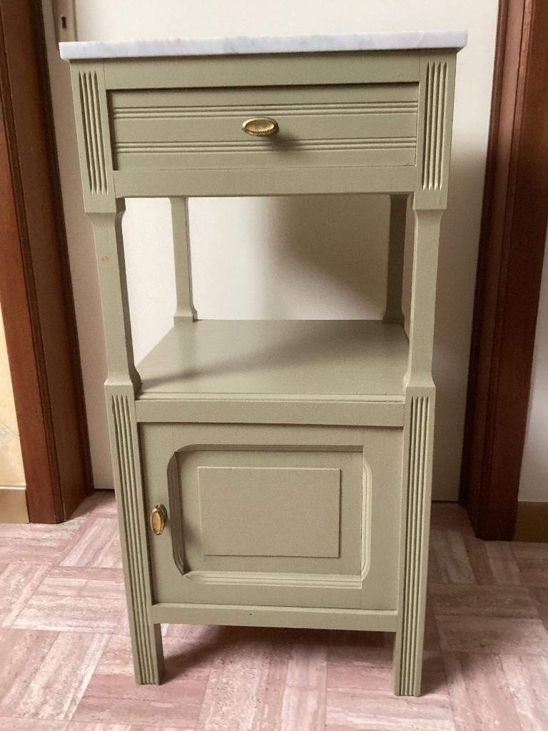 Oud nachtkastje met marmeren blad, Antiek en Kunst, Ophalen