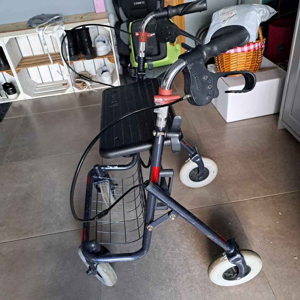 Rollator, Diversen, Ophalen