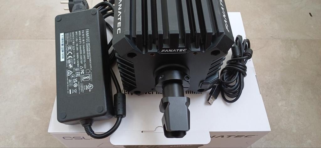 Fanatec CSL DD 8 nm + Volant F1