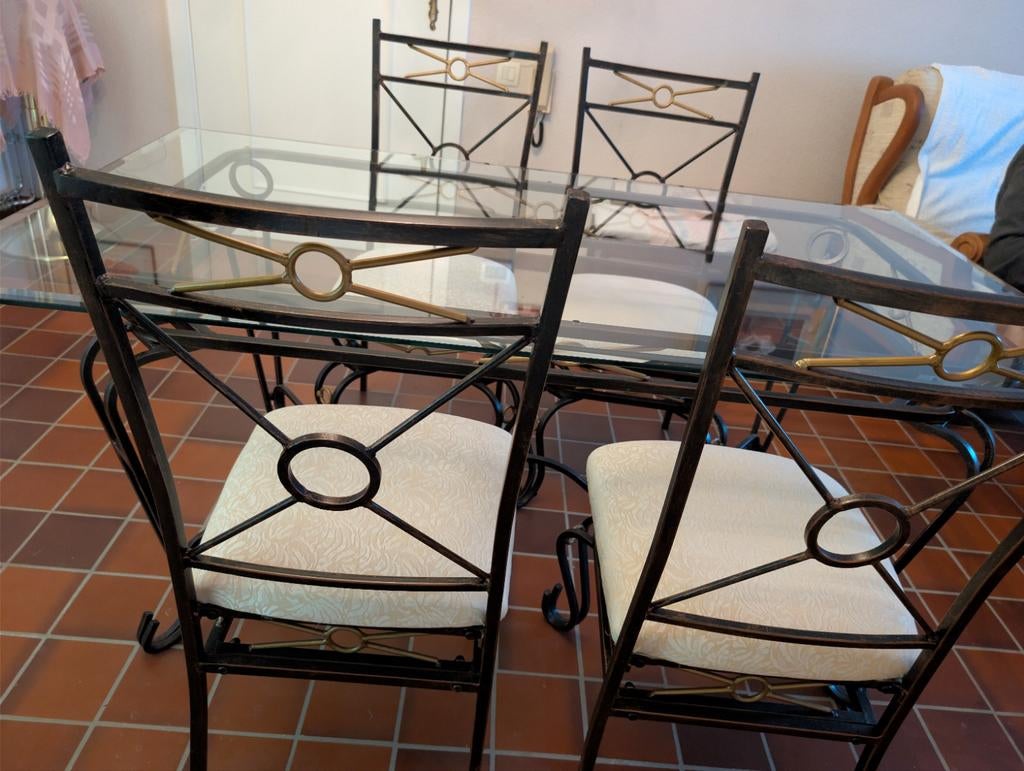 Smeedijzeren tafel en 4 stoelen, Ophalen