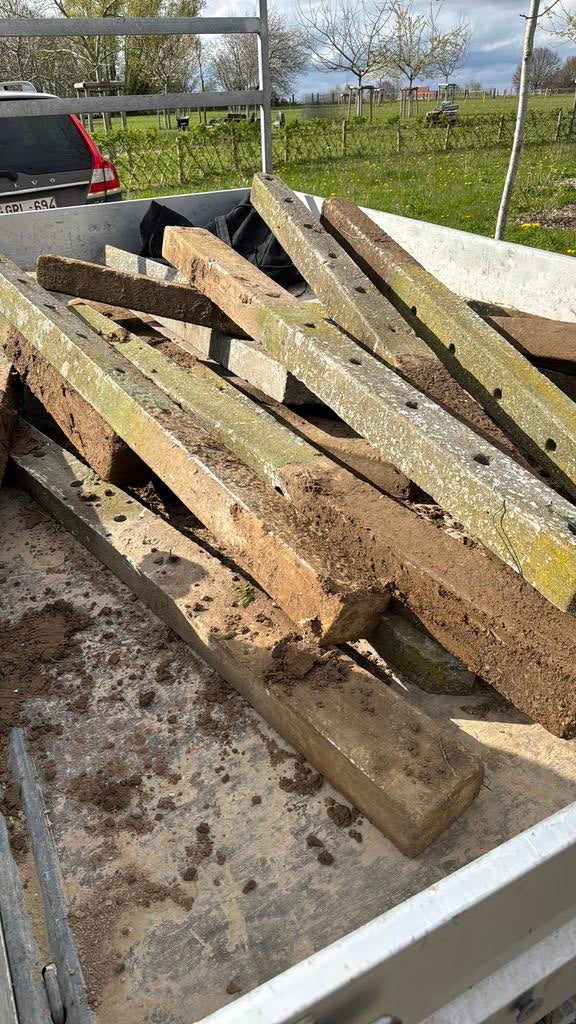 Poteaux de pâturage, Bricolage & Construction, Bois & Planches, Enlèvement, Comme neuf