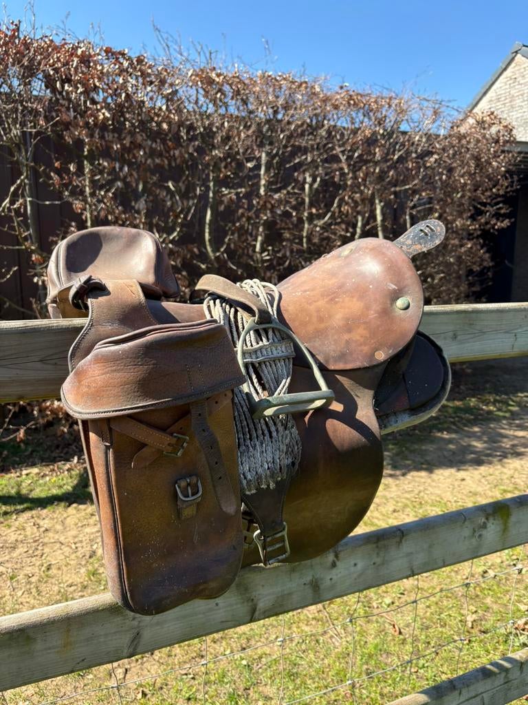 Gendarmerie selle complet, Animaux & Accessoires, Enlèvement, Utilisé, Autres espèces