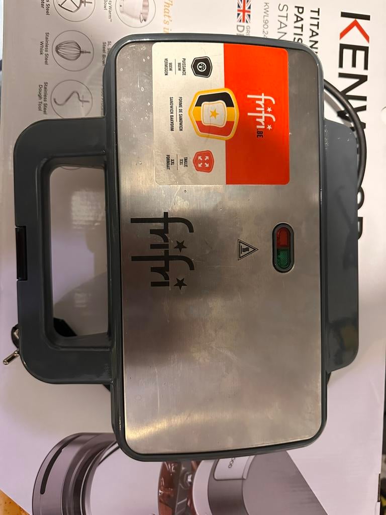 Gaufrier FriFri, Enlèvement, Comme neuf